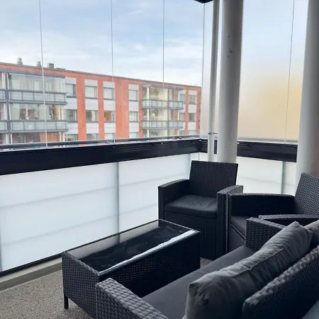 Saunallinen Kaksio Lutakossa -huippusijainti! Apartamento *