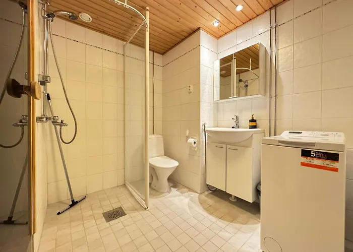 Saunallinen Kaksio Lutakossa -huippusijainti! 公寓